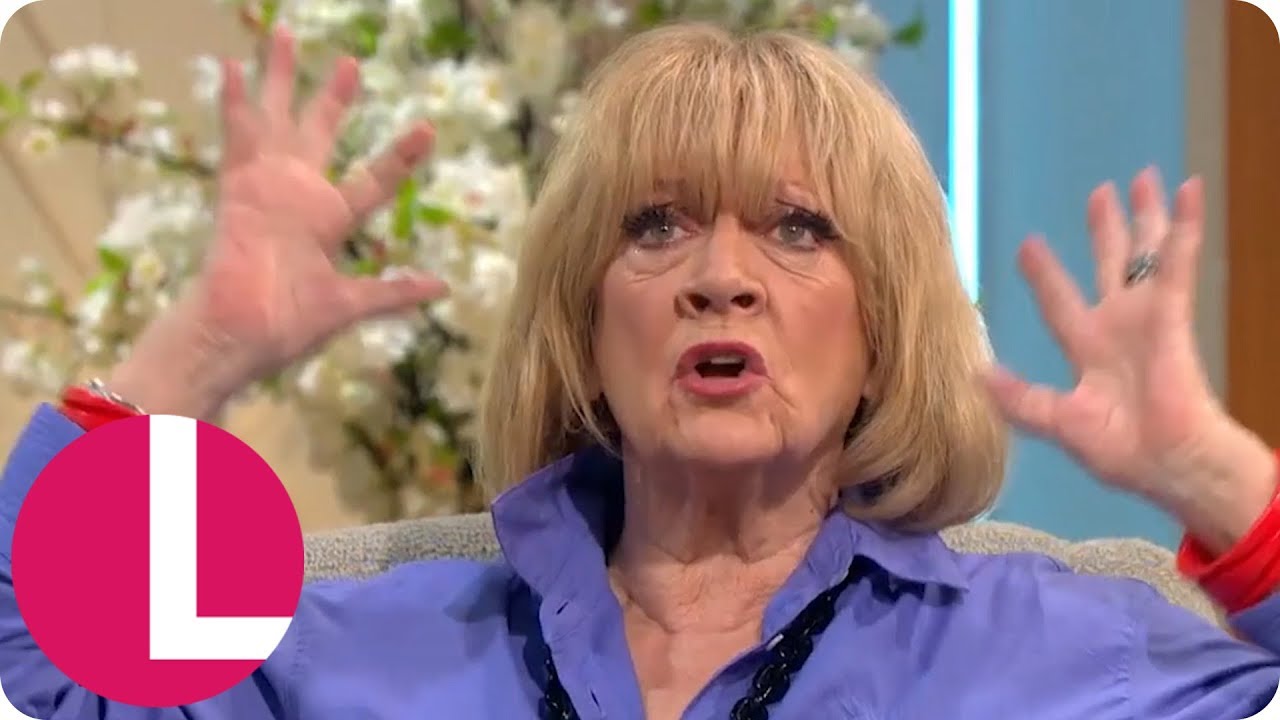 Amanda Barrie Was Electrocuted Whilst Filming Her Latest Show | Lorraine