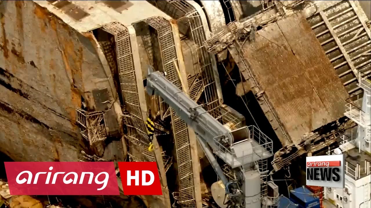 Bone fragments, personal belongings found from salvaged Sewol-ho ferry