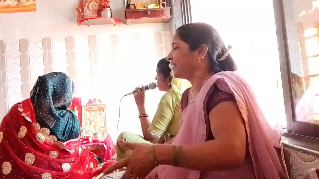 शिव गुरु के भजन है बोलिया बोले रे सुगना हर हरमहादेव