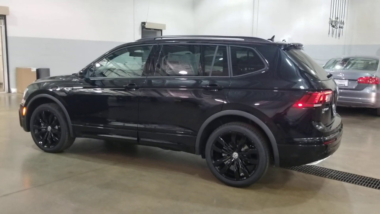 2020 VW Tiguan 2.0T SE R-Line Black Edition 4Motion