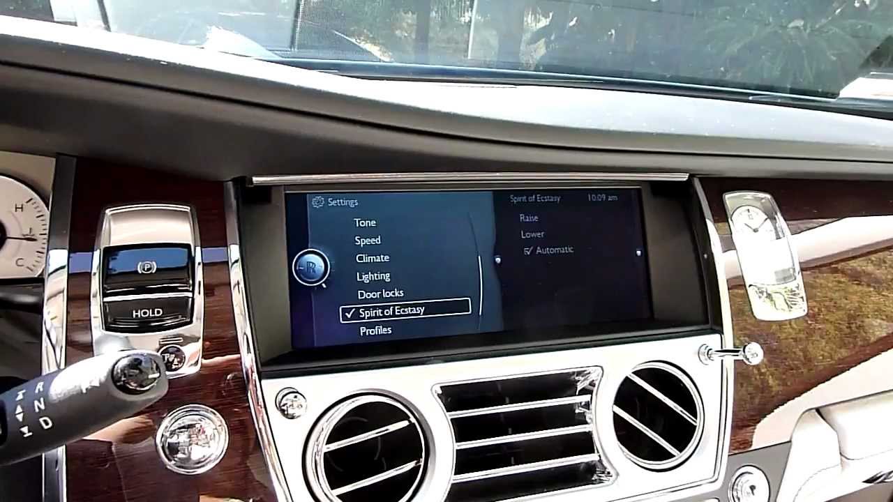 Car Tour -- Rolls-Royce Ghost (2011)