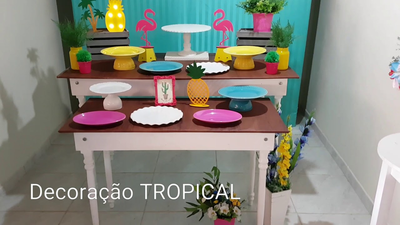 Decora&ccedil;&atilde;o de Festa Tropical - FLAMINGO