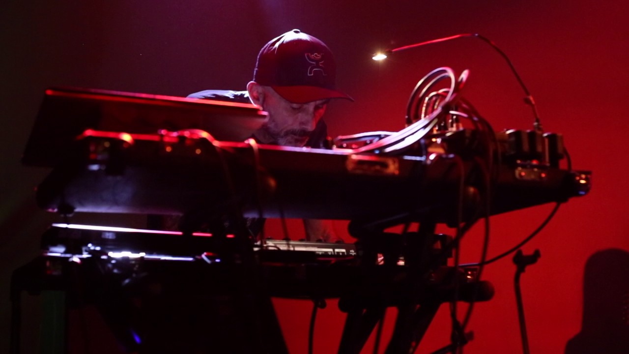 Ofeliadorme - Birch (live at Locomotiv Club, Bologna)