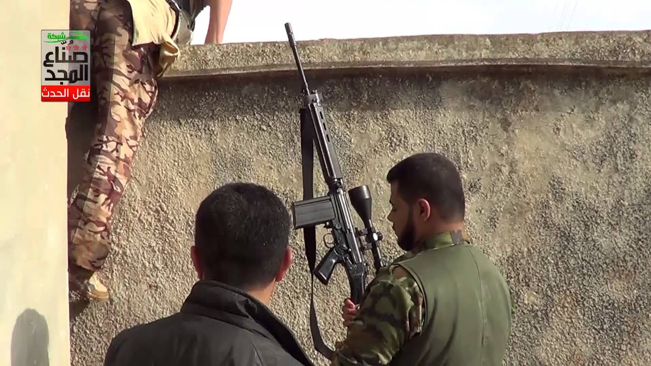 تغطية شبكة صناع المجد لأقتحام الثوار لحاجز الجلمة في ريف حماه الغربي19 9 2013