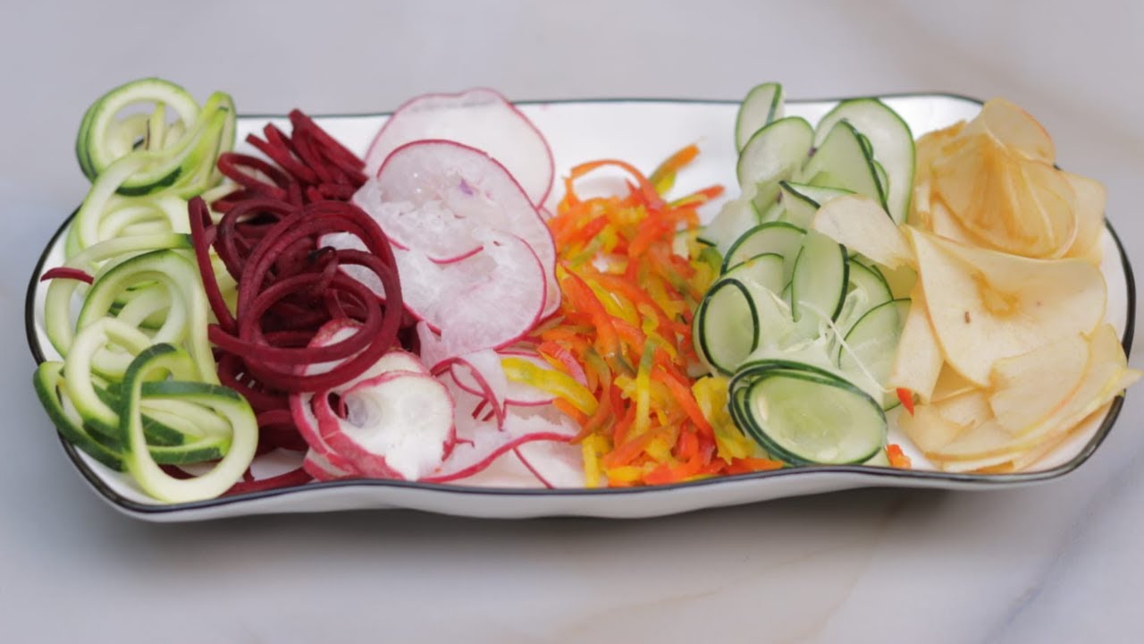SPIRALIZER BEGINNER'S GUIDE-13 Veggies you can Spiralize Easy - For Roasting, Salads or Stir Fries