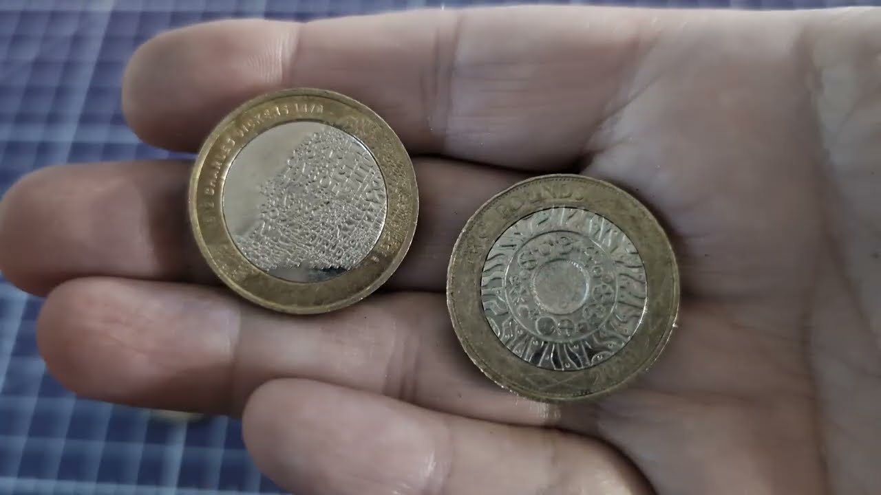 £2 Coin Hunt - Dirty Job But Someone Has To Do It!