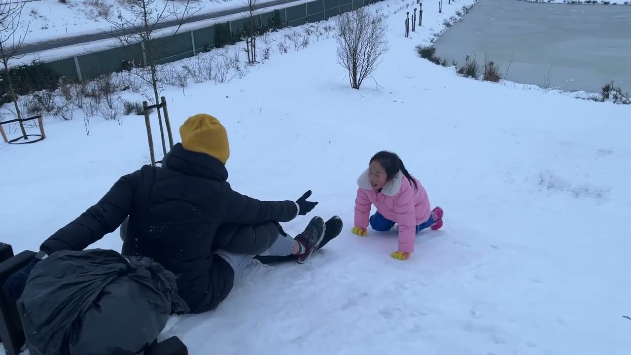 20260107 동네에서썰매타기