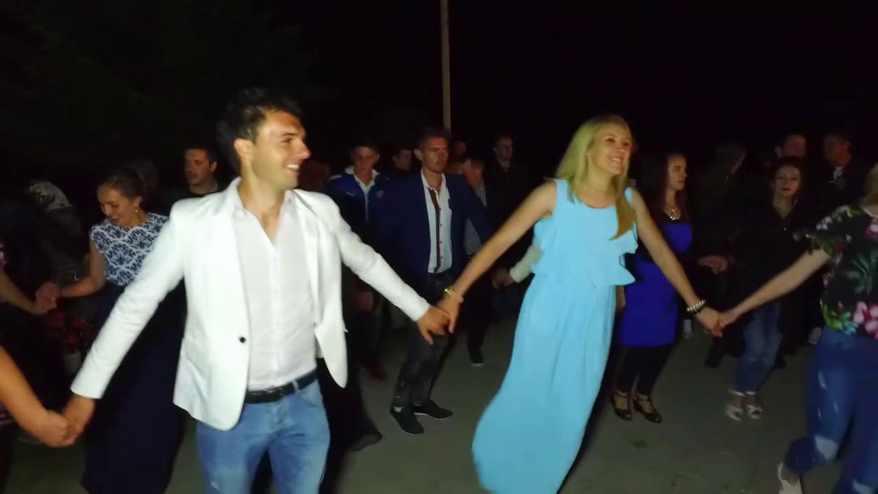 Абитуриентски бал на 7ми клас 2ра част!!