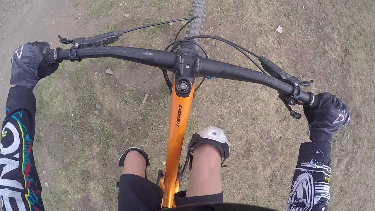 großE JUMP LINE
