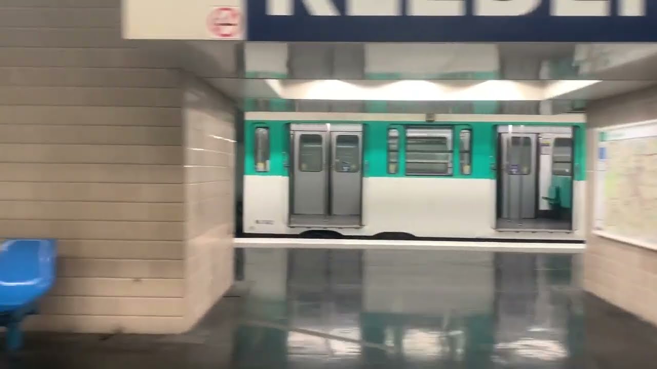 RATP Métro : Ligne 6, voyage dans un MP73 de Charles de Gaulles - Etoile à Montparnasse - Bienvenüe