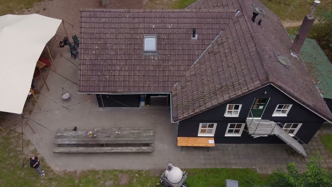Overnachten in het bos, Blokhut met flextent