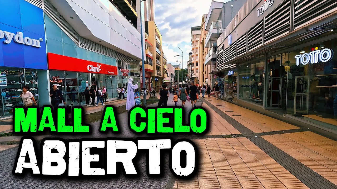 Caminando Por la 14 Centro Comercial a CIELO ABIERTO en ARMENIA