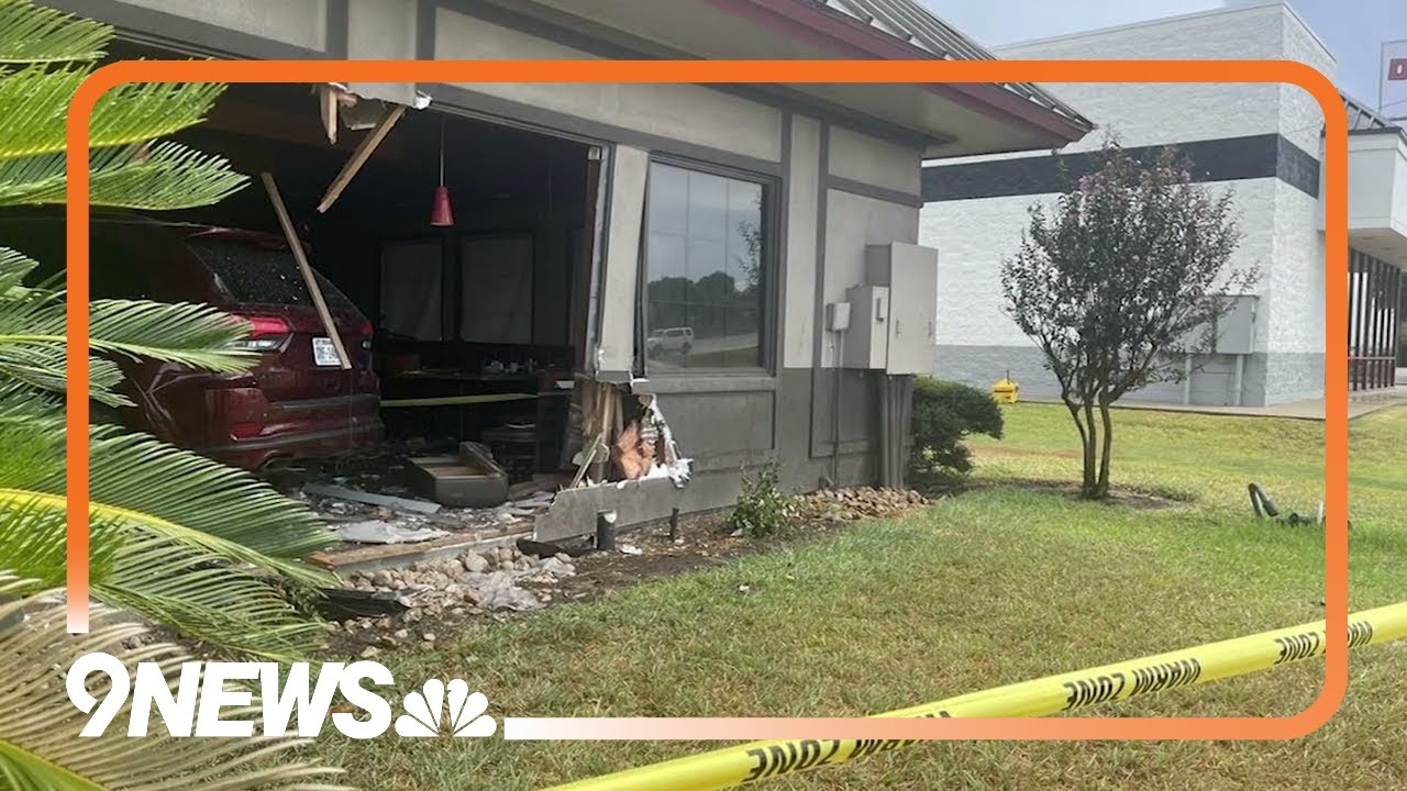 23 injured after car crashes into Denny's