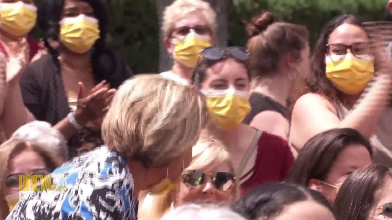 Dr. Phil Surprises Drew & Brings Photos Of Drew&rsquo;s Grandfather John Barrymore From When He Filmed On