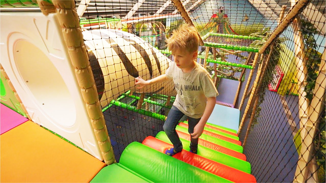 Indoor Playground Fun for Kids and Family at Leo's Lekland