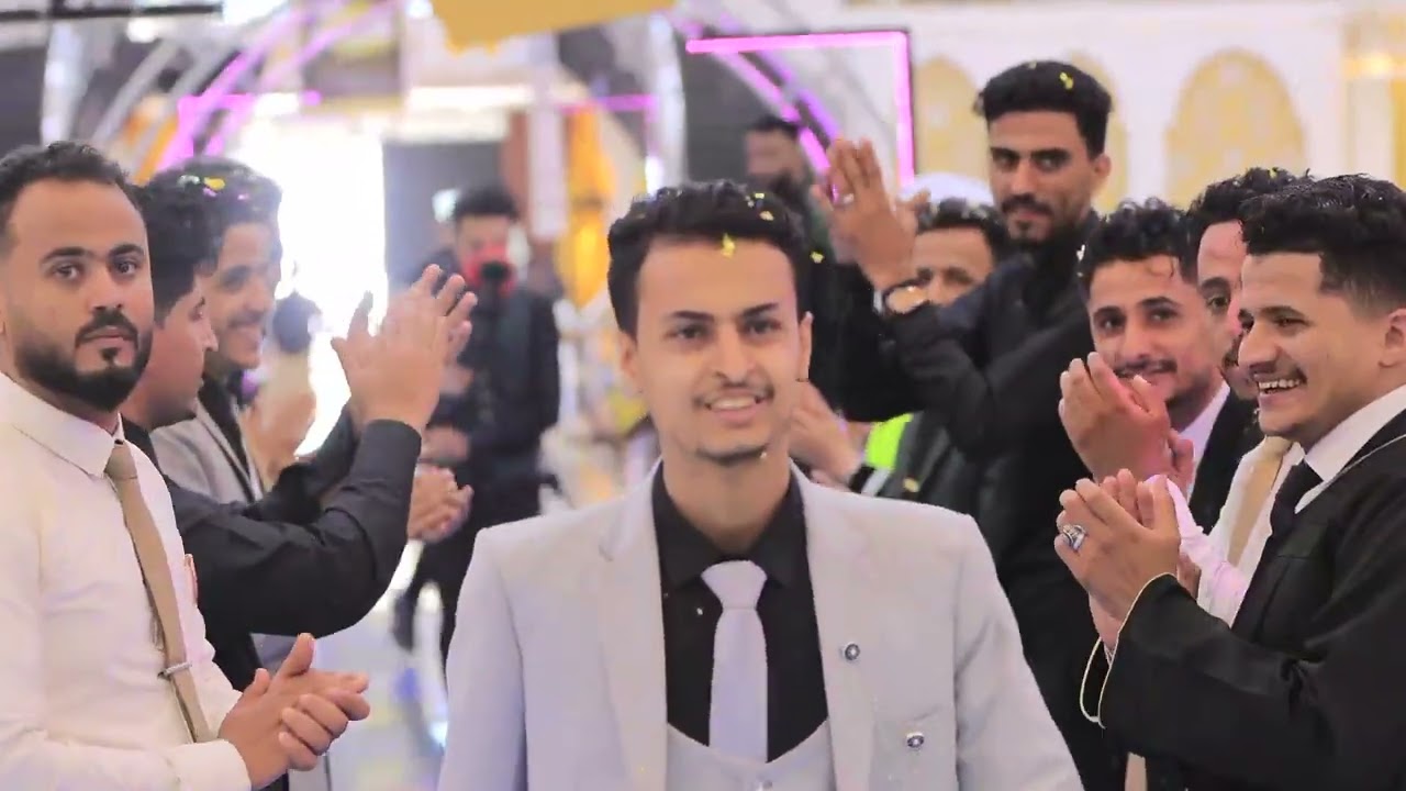 لحظة نزول اللجنة التحضيرية بقيادة رئيس اللجنةالمهندس أشرف الصلاحي في مشهد مهيب يعبّر عن التنظيم