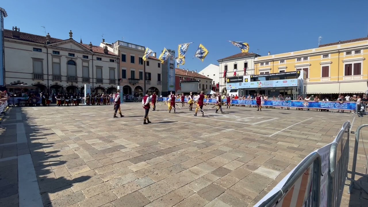 TENZONE AUREA MONTAGNANA 2023 PICCOLA SQUADRA MUSICI E SBANDIERATORI CITTÀ DI ORIA