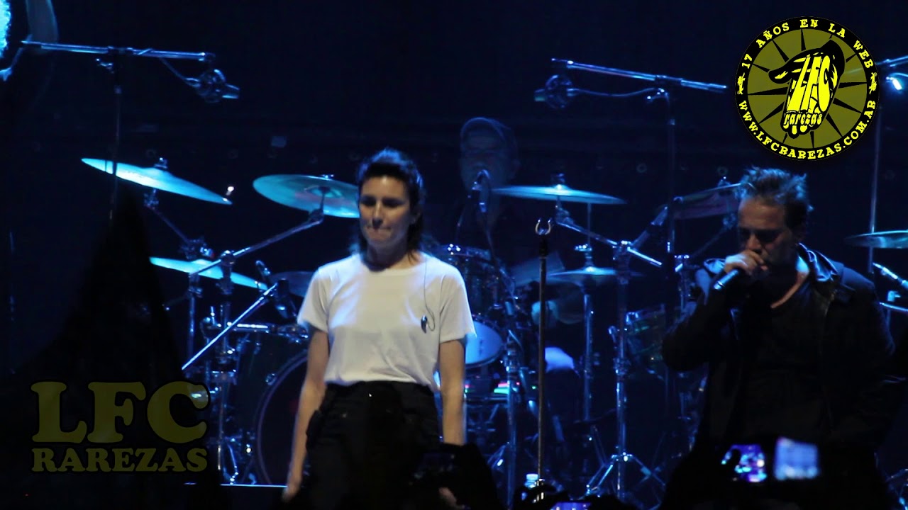 LOS FABULOSOS CADILLACS + VALERIA BERTUCCELLI 