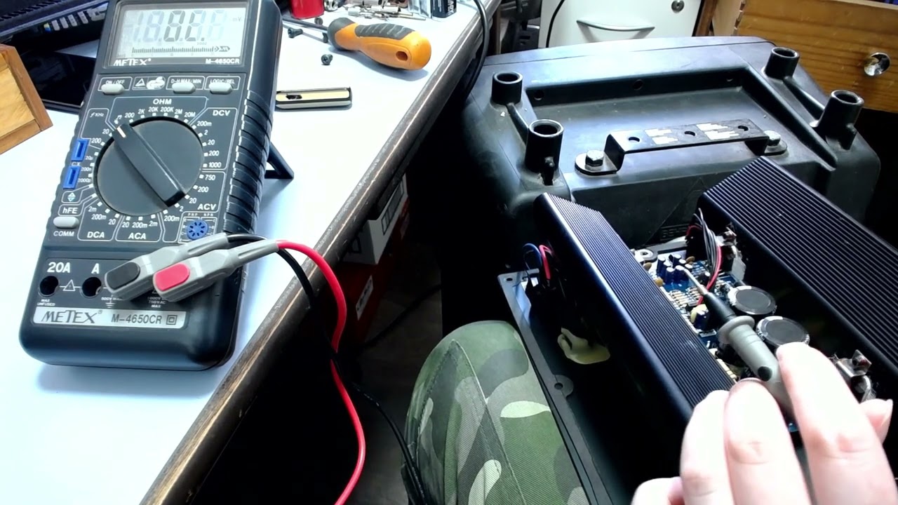 Buzzing Behringer B300 PA Speaker - Part 1
