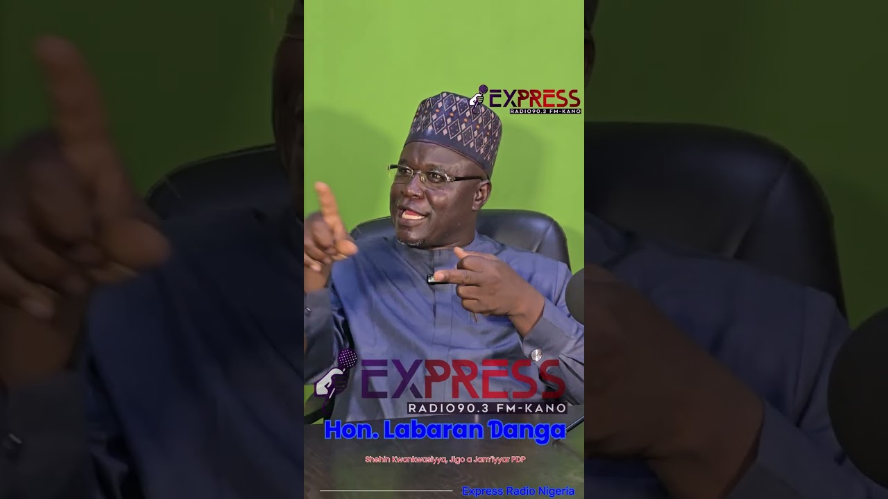Kwankwaso baya bin wani, sai dai a bishi a siyasa. Ganduje, siyasar da yake yi daga shi sai yayansa