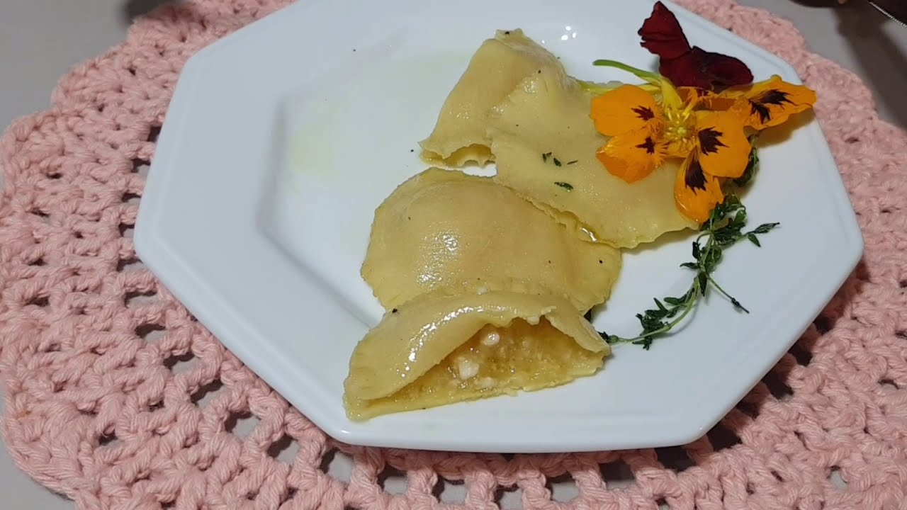 RAVIOLI DE QUEIJO BRIE COM MEL