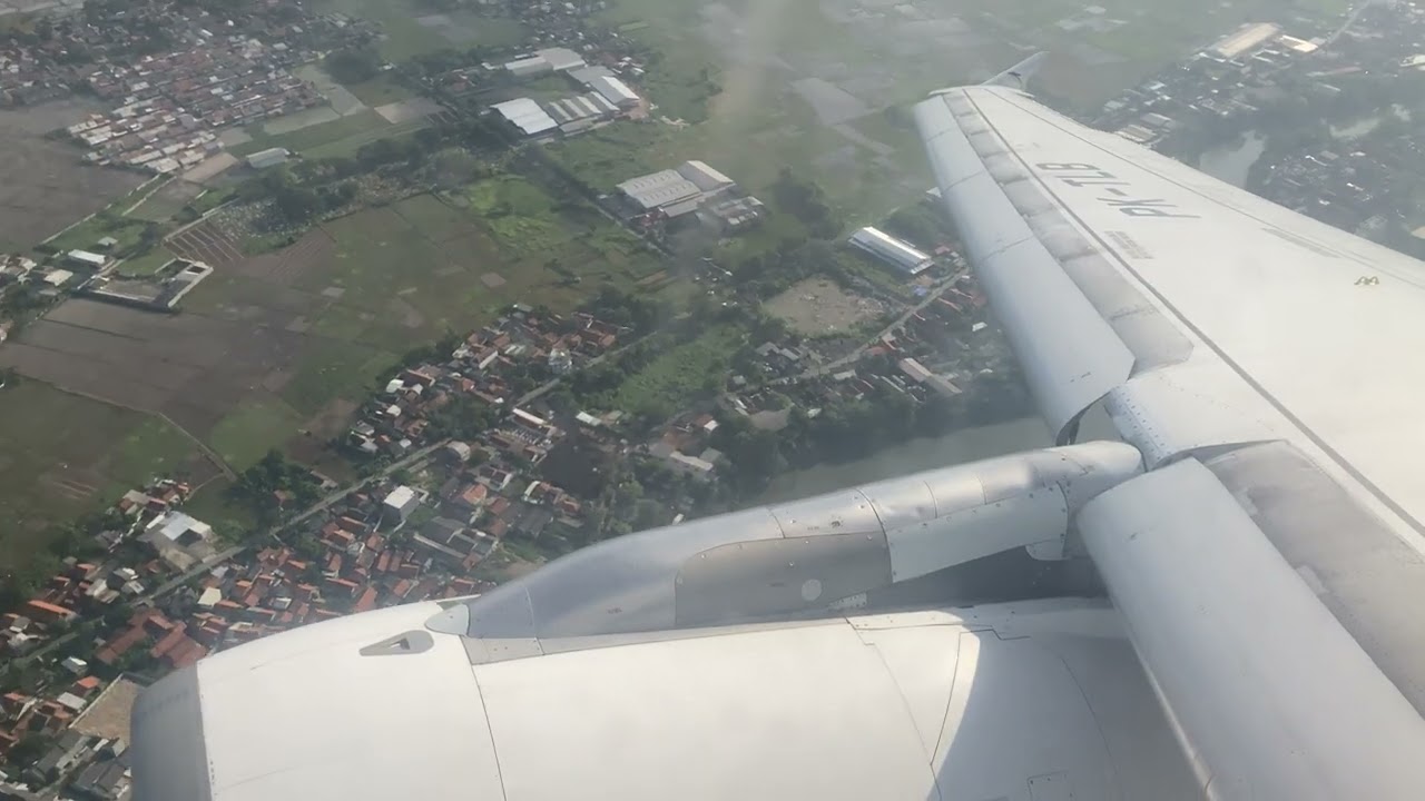 TransNusa Airbus A320-200 8B151 Take-off from Jakarta
