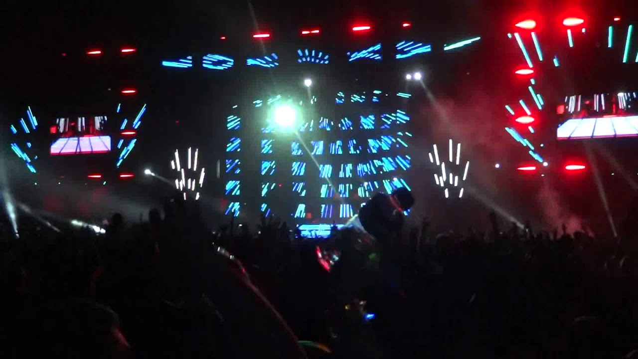 David Guetta Flash (Nicky Romero Remix) at EDC 2011 Las Vegas Motor Speedway 6/25/11