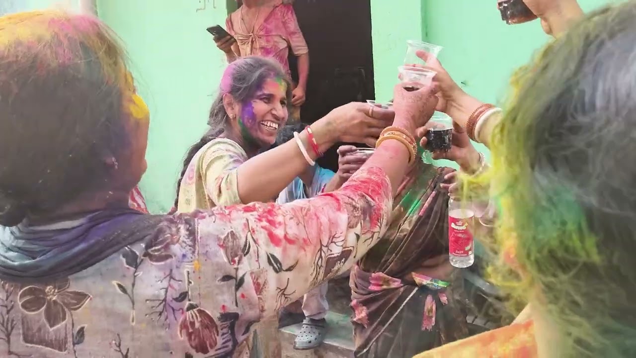 Happy holi 💕💕💕