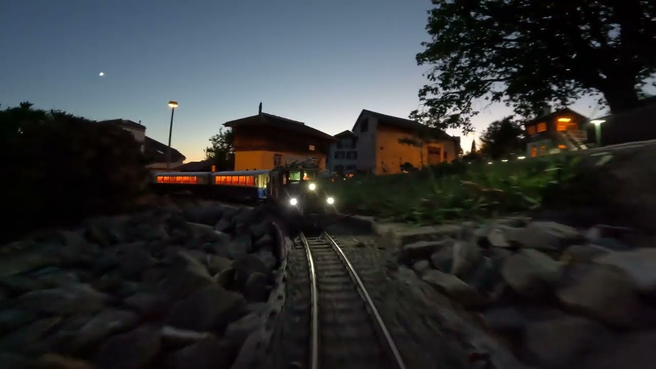 Layout tour with the Alpine Classic... - Mutzerbahn