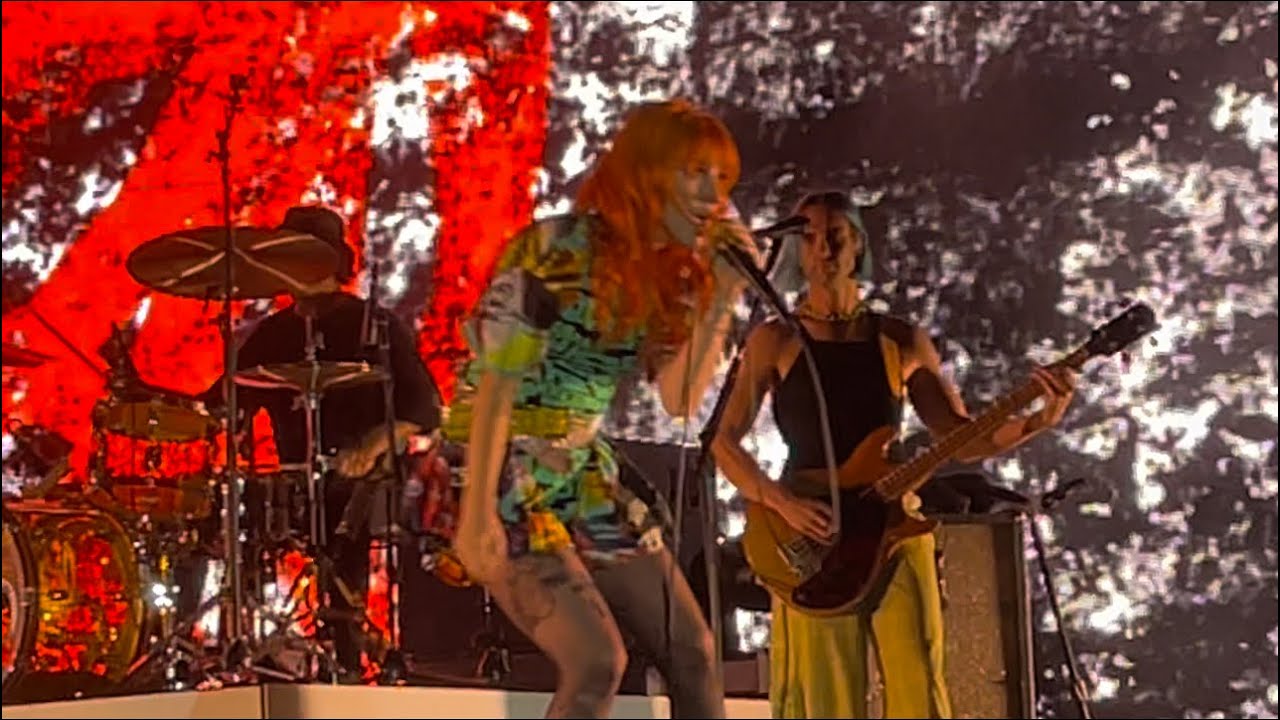 misery business - paramore (10/04/22)