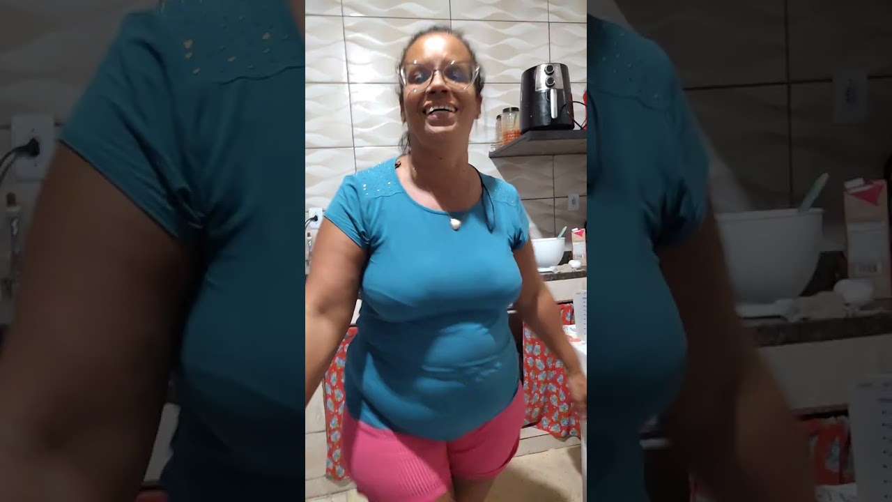 Fui limpar a câmera  adivinha quem apareceu 🫣