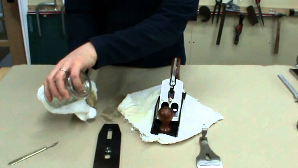 Unboxing the WoodRiver V3 4 1/2 Smoothing Plane with Peter Sefton - Part 1