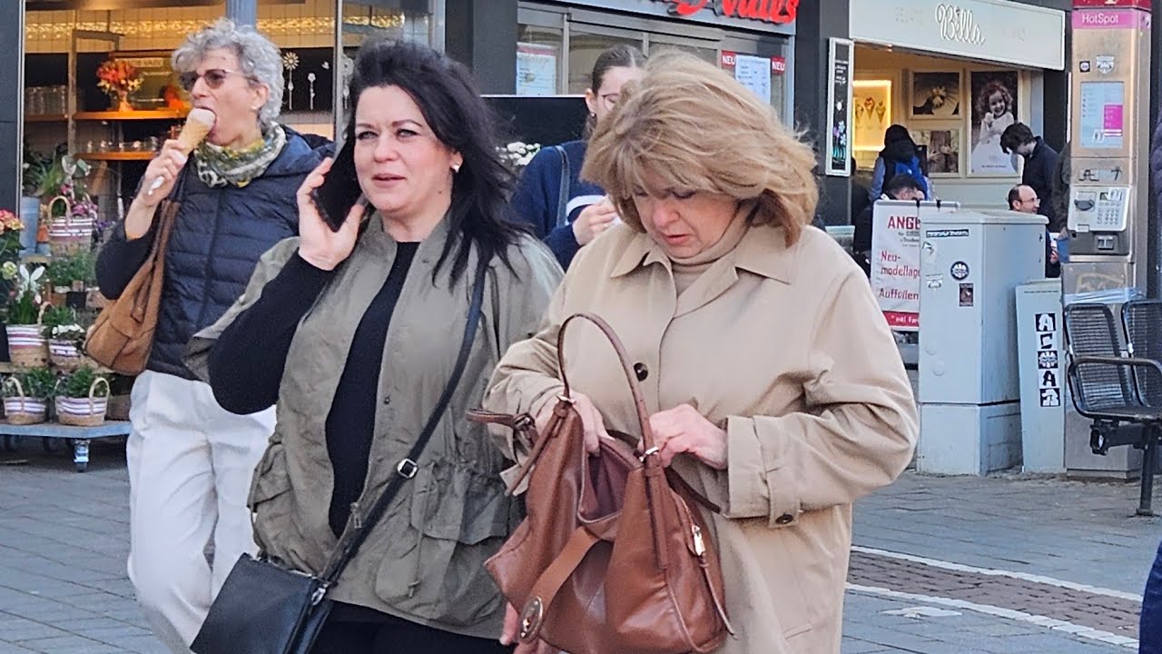 BAD HOMBURG/GERMANY 🇩🇪/ Walk along Louisenstrasse