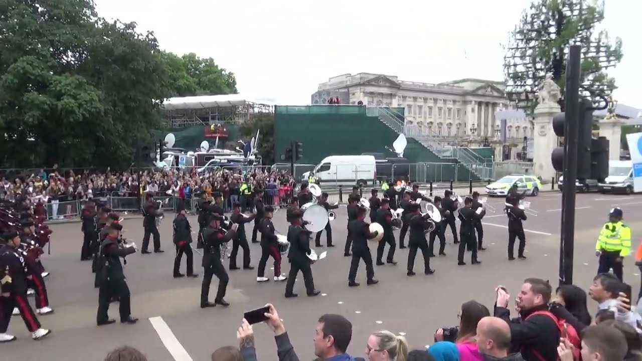 Band of the Brigade of the Gurkha's  Changing of the Guards 30-5-2022