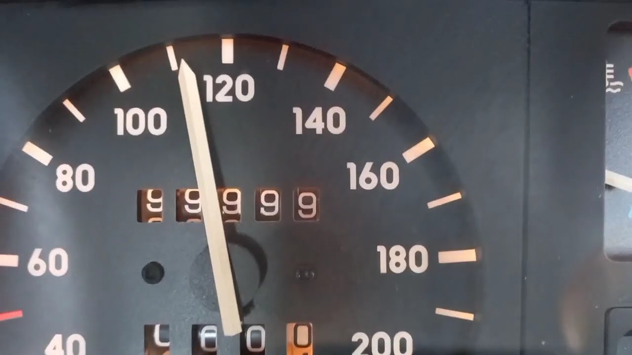 Driving 1990 Opel Kadett 1.3LS Early Morning On Highway