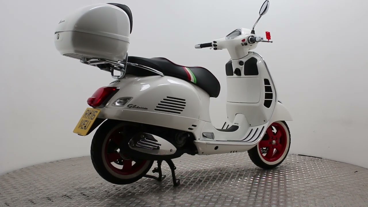 2016 Piaggio Vespa GTS 125 Super ABS