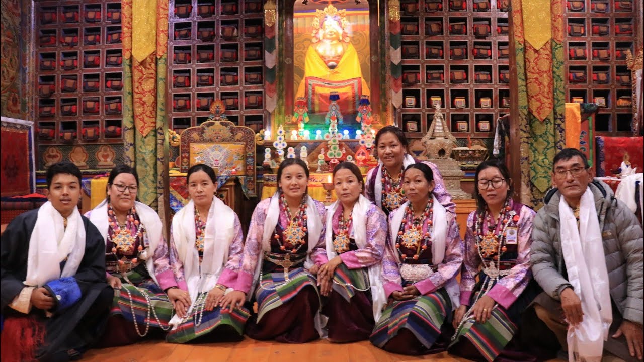ཐམས་ཅད་མཁྱེན་པ། || Thamtche Khenpa || Sherpa Traditional praise Song
