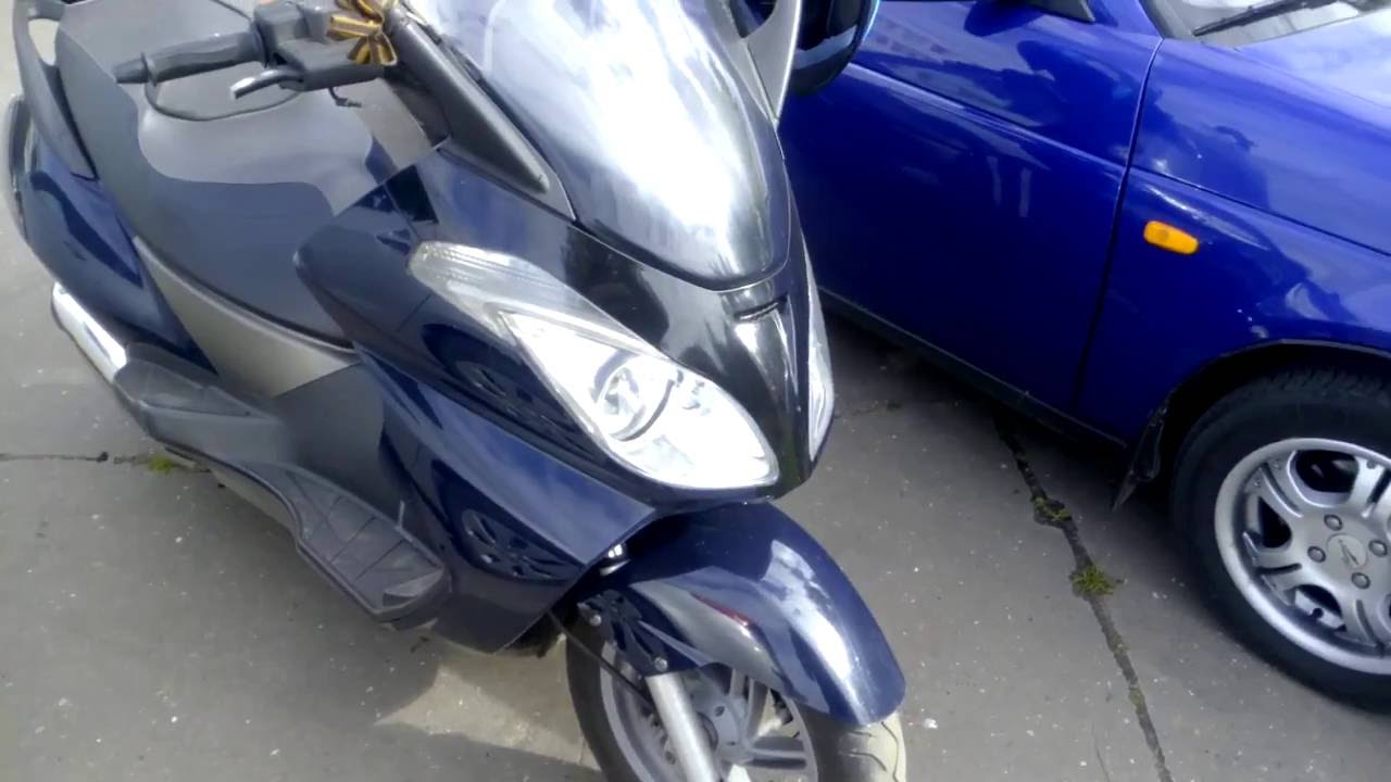 Едем без ручки газа на максискутере Aprilia Atlantic