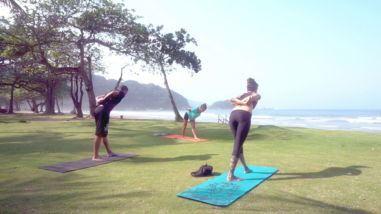 Yoga no Guai&uacute;ba com Geo Vallejo- Dharma Experience