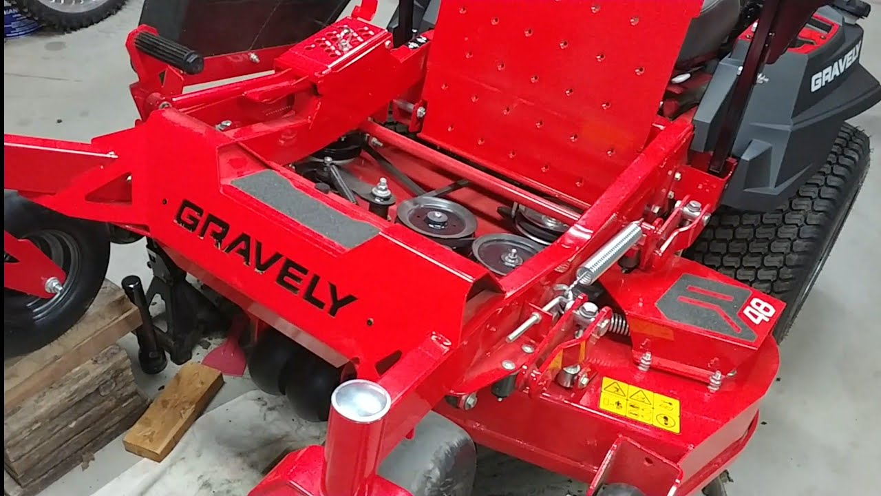 2018 Gravely ZT HD 48 - Blades/Deck Details & Yep, the Famous Deck Rattle