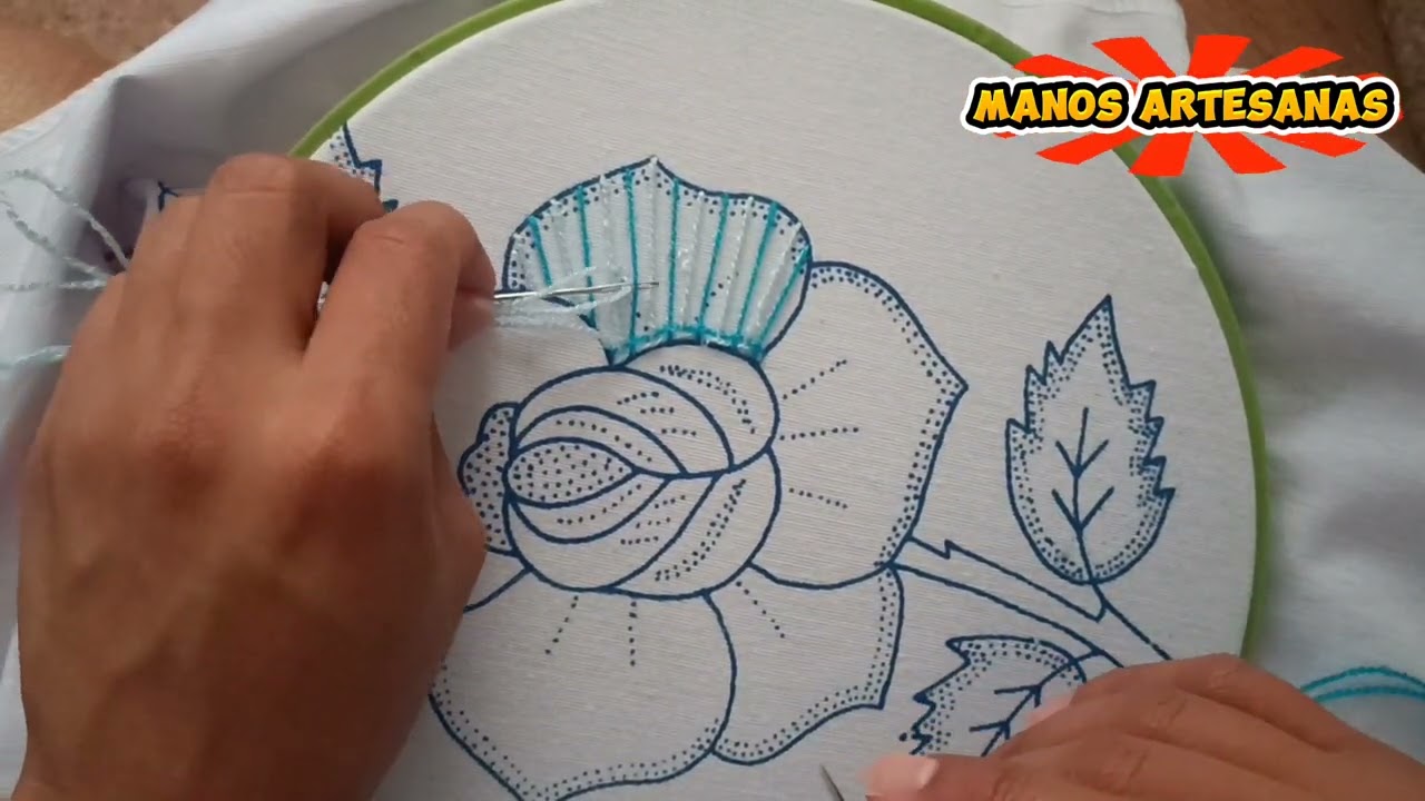 C&oacute;mo bordar rosas grandes 7/12