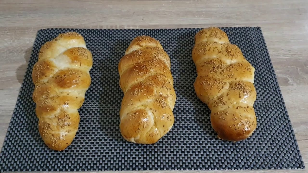 Hallah pain traditionnel juif fait  maison/Traditional jewish homemade bread