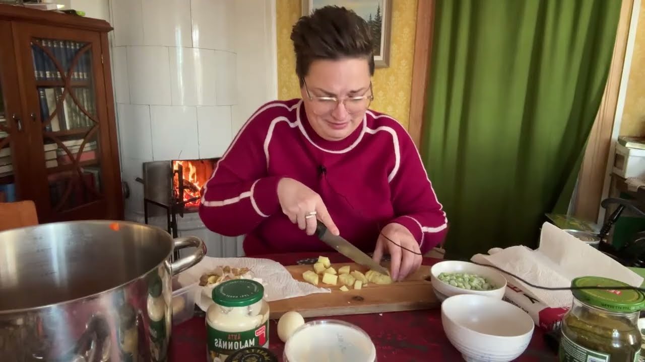 Режем оливье и болтаем