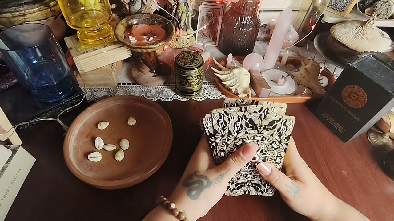 Self reflection for 2026 🌿 Pick a pile reading 