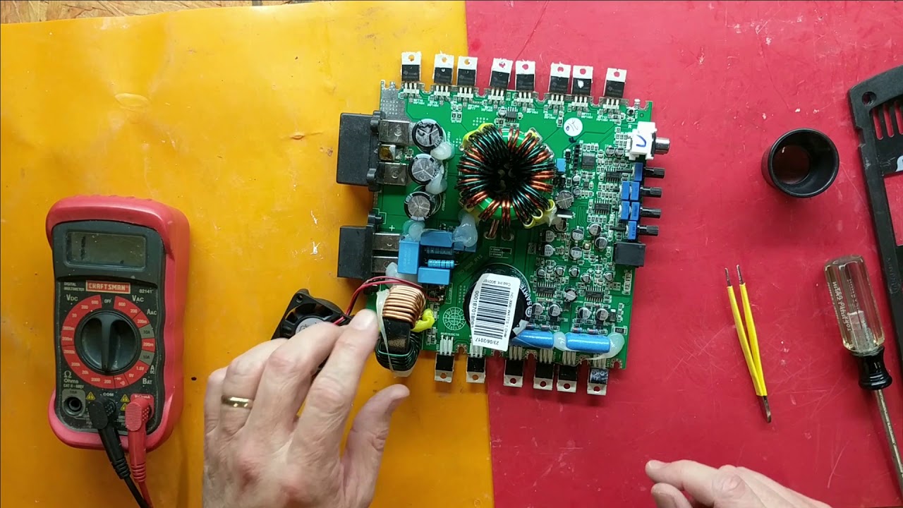 Repair of a Taramps HD3000 Part 1