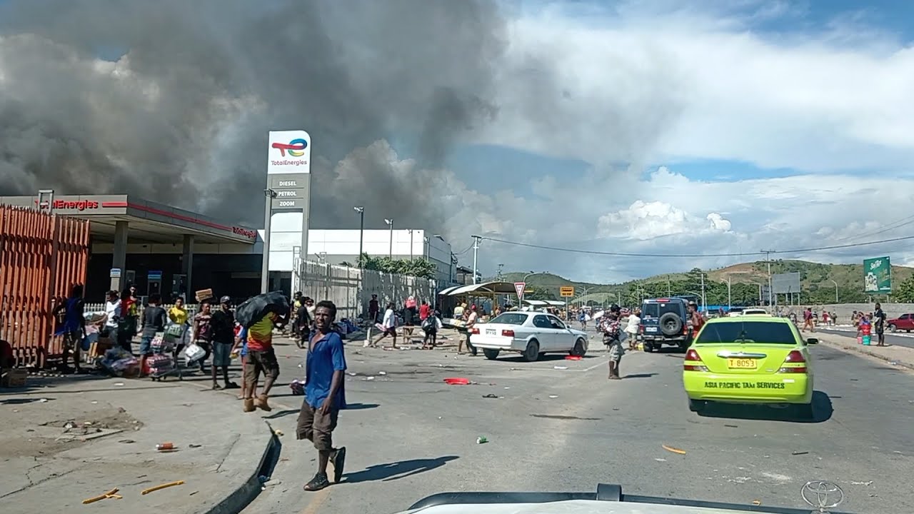Riot in Port Moresby