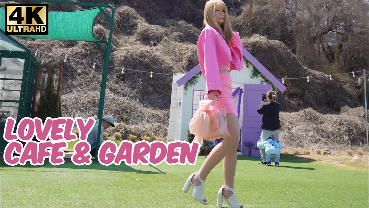 Lovely Cafe & Garden with Solid PINK Look
