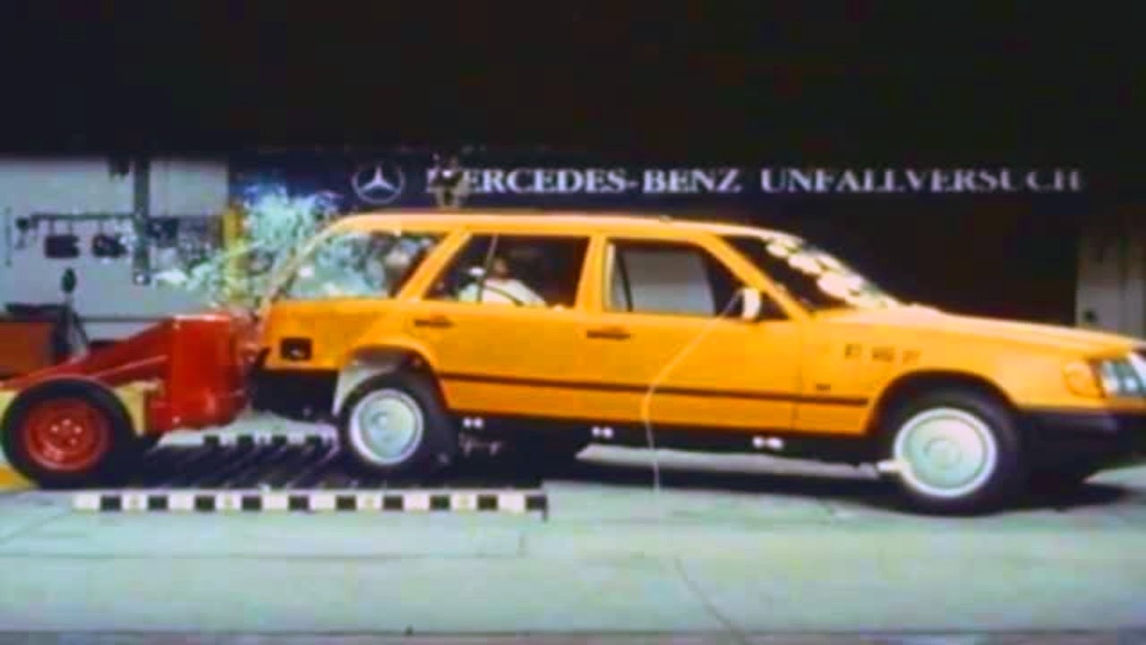 Mercedes S124 Kombi - recenzja filmu
