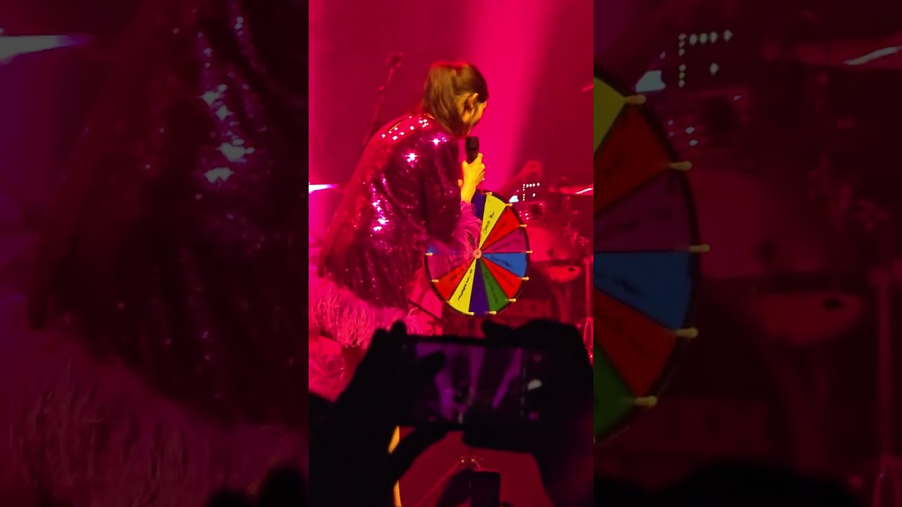 Sophie Ellis-Bextor - Wheel of Music (Europe Kitchen Disco Tour)