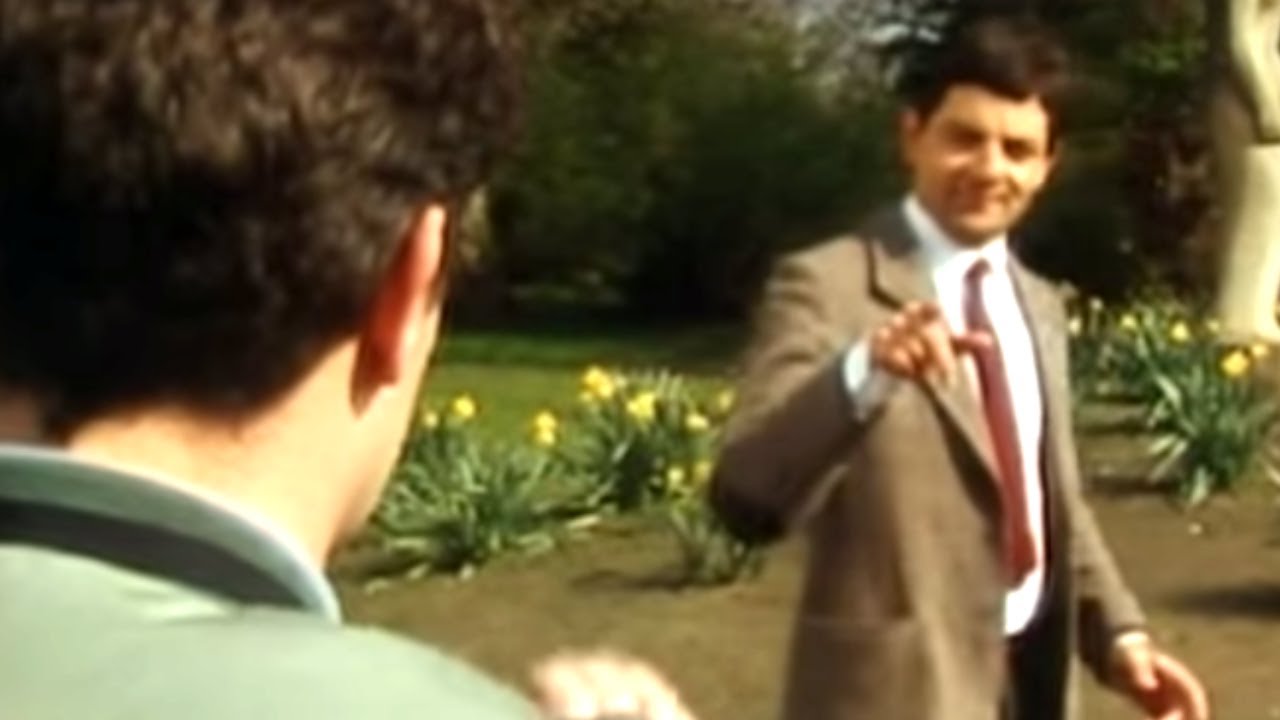 Camera Thief | Mr. Bean Official Cartoon